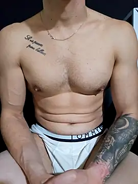 Snapshot of Dany2189 chatting on April 11, 6:23 pm Dany2189 online show from April 11, 6:23 pm