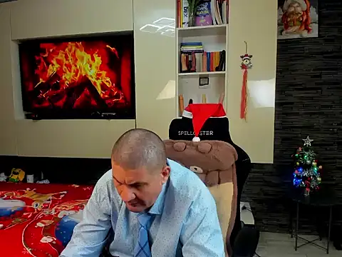 Snapshot of SpartacusDaddy48 chatting on January 6, 5:55 am SpartacusDaddy48 online show from January 6, 5:55 am