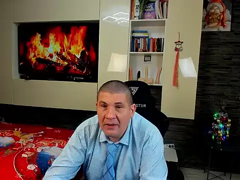 Snapshot of SpartacusDaddy48 chatting on January 11, 12:54 pm SpartacusDaddy48 online show from January 11, 12:54 pm