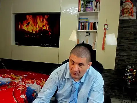 Snapshot of SpartacusDaddy48 chatting on January 12, 1:16 pm SpartacusDaddy48 online show from January 12, 1:16 pm