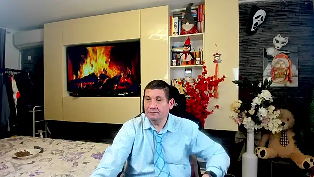 SpartacusDaddy48 online show from March 27, 1:11 am