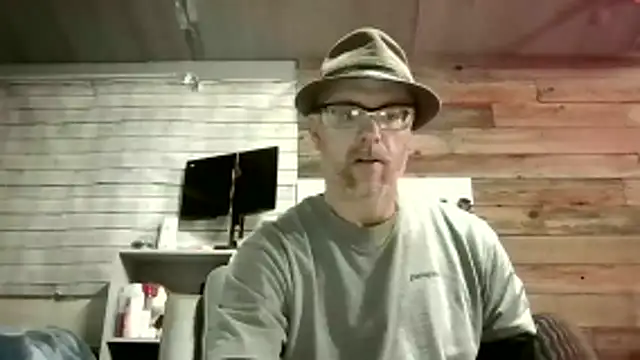 Snapshot of Billysch@xh chatting on February 25, 2:43 am Billyschxh online show from February 25, 2:43 am