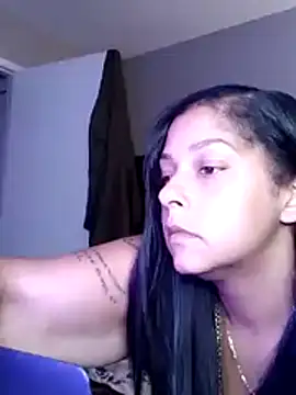 sweetnjuicyyy online show from November 6, 7:09 am