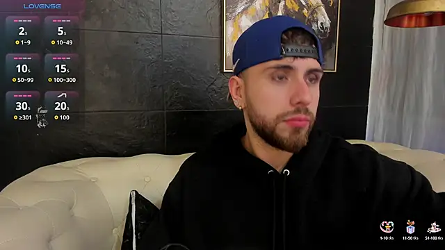 Maximo Wolff online show from October 12, 8:02 am