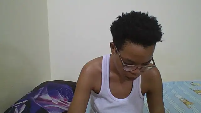 Miss-Hennessy online show from December 15, 8:02 pm