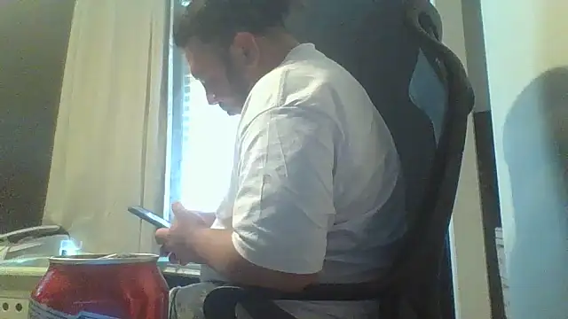 Snapshot of raredick chatting on July 4, 11:33 pm raredick online show from July 4, 11:33 pm