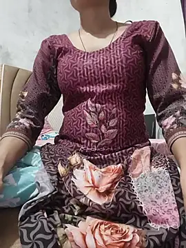 Snapshot of Cute_Manju01 chatting on July 18, 3:54 am Cute Manju01 online show from July 18, 3:54 am