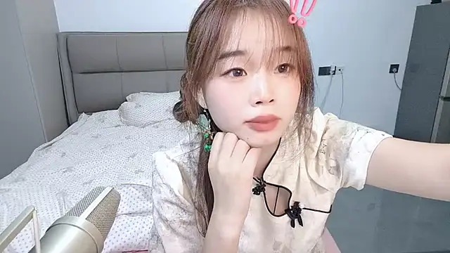 kexin a online show from October 11, 10:25 am