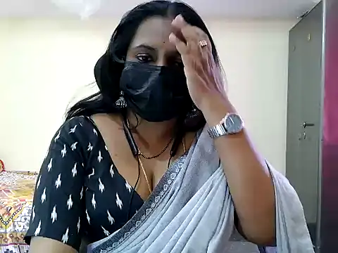 Snapshot of ammu1990 chatting on June 12, 9:41 am ammu1990 online show from June 12, 9:41 am