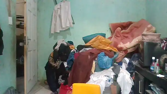 Nicky52 online show from October 16, 3:51 am