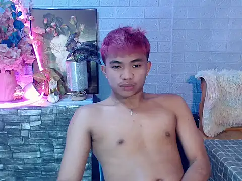 mostwantedtwink online show from May 26, 9:27 am