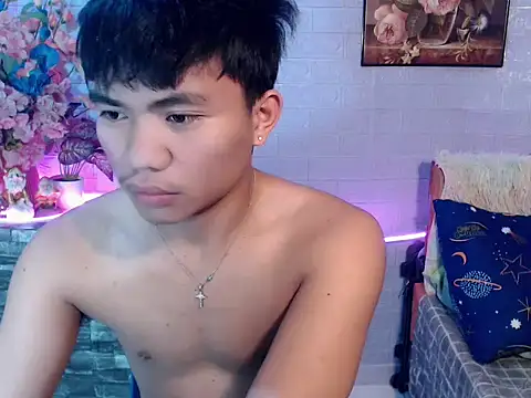 Snapshot of mostwantedtwink chatting on June 17, 12:29 pm mostwantedtwink online show from June 17, 12:29 pm