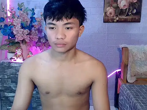 Snapshot of mostwantedtwink chatting on July 13, 11:46 am mostwantedtwink online show from July 13, 11:46 am