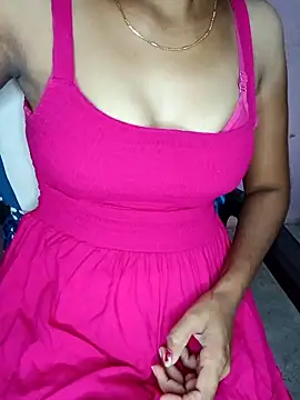 Snapshot of Nidhi_lovely chatting on February 10, 3:32 am Nidhi lovely online show from February 10, 3:32 am