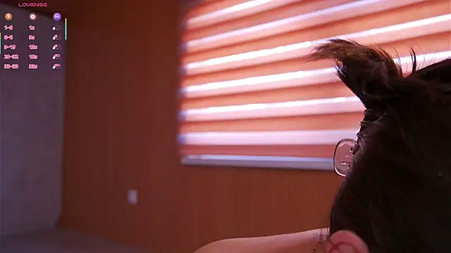 Asecondsoul online show from April 16, 8:15 am