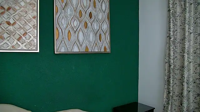 Snapshot of CataleyaSinn chatting on October 2, 4:19 am CataleyaSinn online show from October 2, 4:19 am