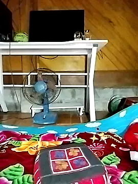 Snapshot of Lai005 chatting on October 21, 3:51 am Lai005 online show from October 21, 3:51 am