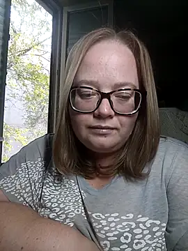 LillyWilly online show from October 6, 10:45 am