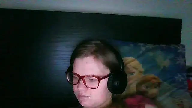 Moonolighta online show from November 8, 1:22 pm