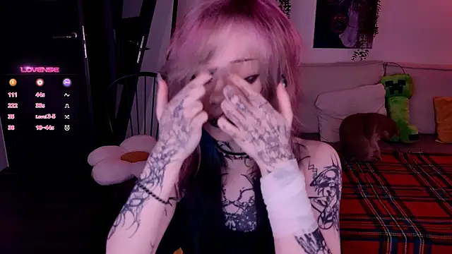 Lollyshy online show from November 10, 10:25 am