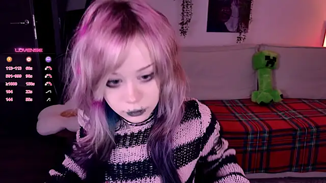 Lollyshy online show from November 16, 10:32 am