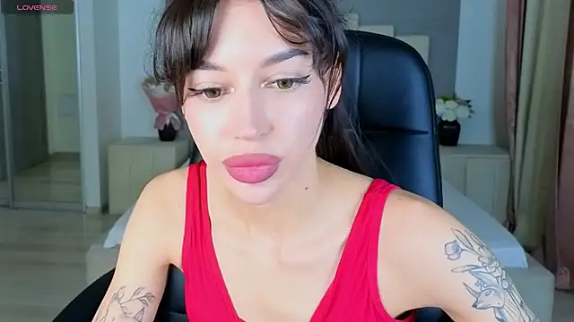 Alexa   Hill online show from September 21, 9:16 pm