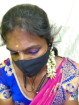 Honey rosetamil online show from April 11, 6:45 pm