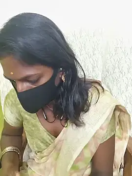 Snapshot of Honey_rosetamil chatting on June 6, 12:49 am Honey rosetamil online show from June 6, 12:49 am