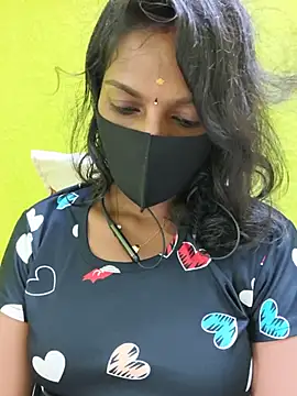 Snapshot of Honey_rosetamil chatting on June 15, 8:16 am Honey rosetamil online show from June 15, 8:16 am
