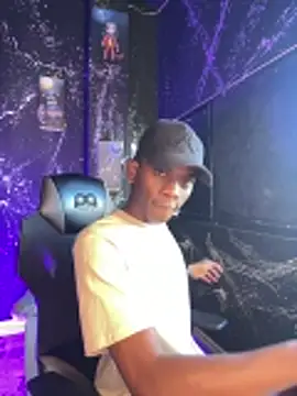 Brycce santos online show from June 11, 1:42 pm