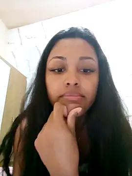 Snapshot of indiazinhabella27 chatting on October 6, 7:33 pm indiazinhabella27 online show from October 6, 7:33 pm