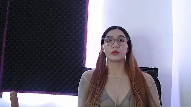 karlamoon23 online show from October 16, 11:28 pm