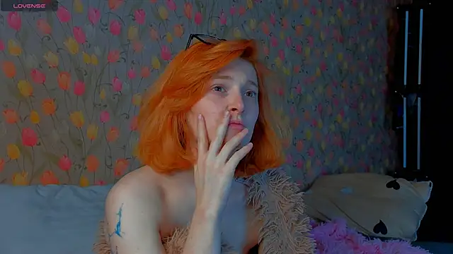 Squirrel Bunny online show from October 14, 3:46 pm