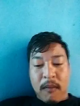 lilldickyyy online show from May 13, 7:39 am