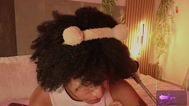 Lolalewis777 online show from November 17, 9:42 pm