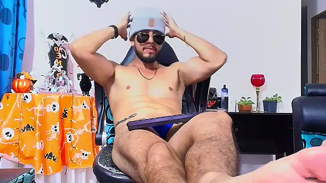 Snapshot of DaveSoldier chatting on November 9, 8:12 am DaveSoldier online show from November 9, 8:12 am