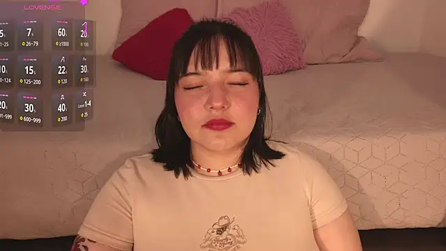 Snapshot of Gaby99_ chatting on October 21, 3:35 pm Gaby99 online show from October 21, 3:35 pm