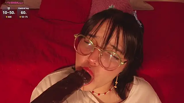 Snapshot of Gaby99_ chatting on November 18, 10:52 am Gaby99 online show from November 18, 10:52 am