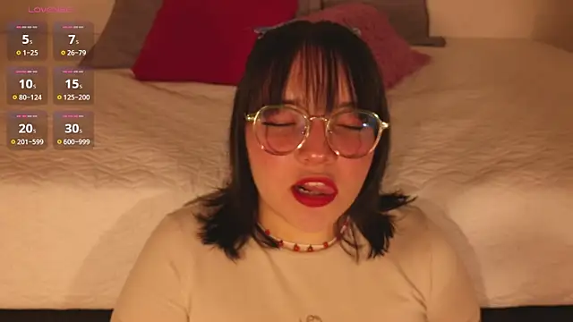 Snapshot of Gaby99_ chatting on November 23, 9:53 am Gaby99 online show from November 23, 9:53 am