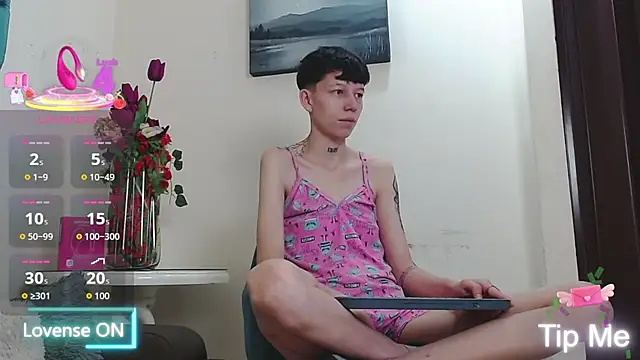 LiamBrown09 online show from January 10, 1:46 pm