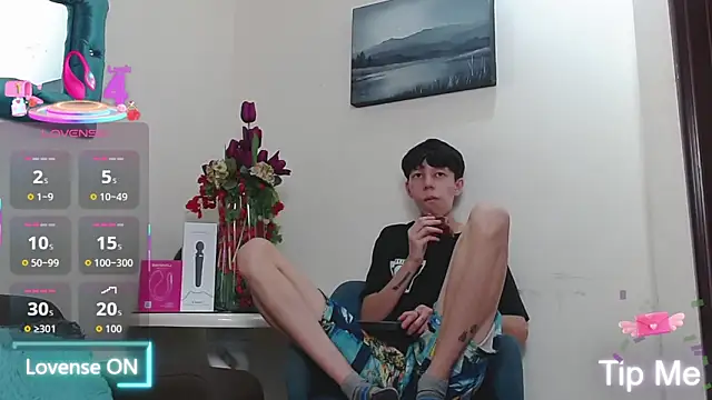 LiamBrown09 online show from February 12, 7:20 pm