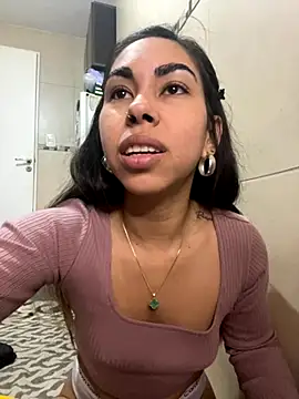 Snapshot of jessens144 chatting on October 11, 3:17 am jessens144 online show from October 11, 3:17 am