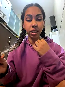 Snapshot of jessens144 chatting on October 19, 4:02 am jessens144 online show from October 19, 4:02 am