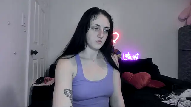 Snapshot of torithequeen chatting on April 4, 2:14 pm torithequeen online show from April 4, 2:14 pm