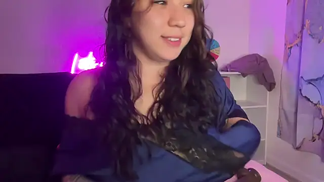 nina lovez online show from October 20, 1:06 am