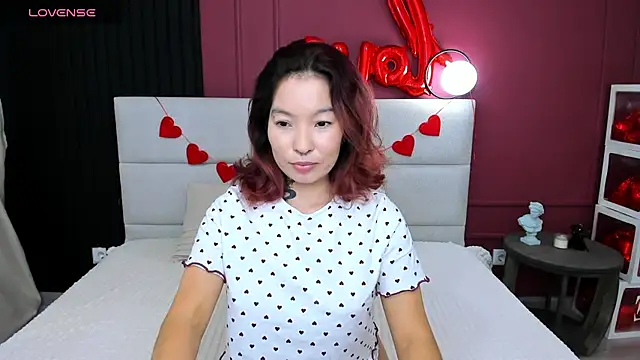 KimAsiann online show from March 29, 1:27 am