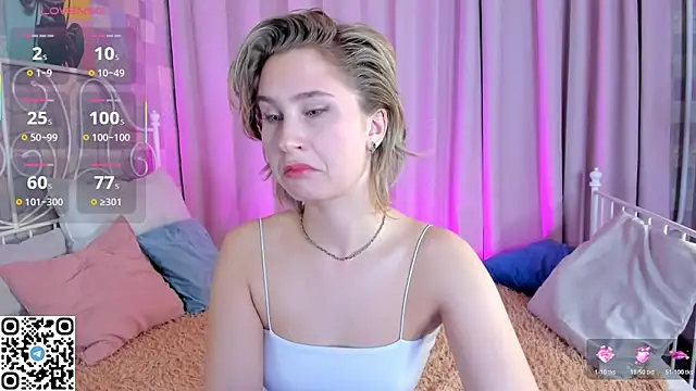 odelynbrower online show from October 24, 12:19 am