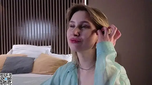 odelynbrower online show from March 9, 1:09 am