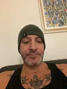 Maurinho3005 online show from October 20, 7:20 am