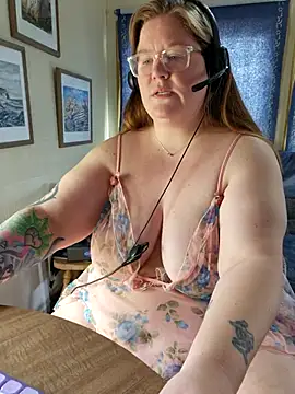 Love86Emily online show from April 2, 5:32 pm